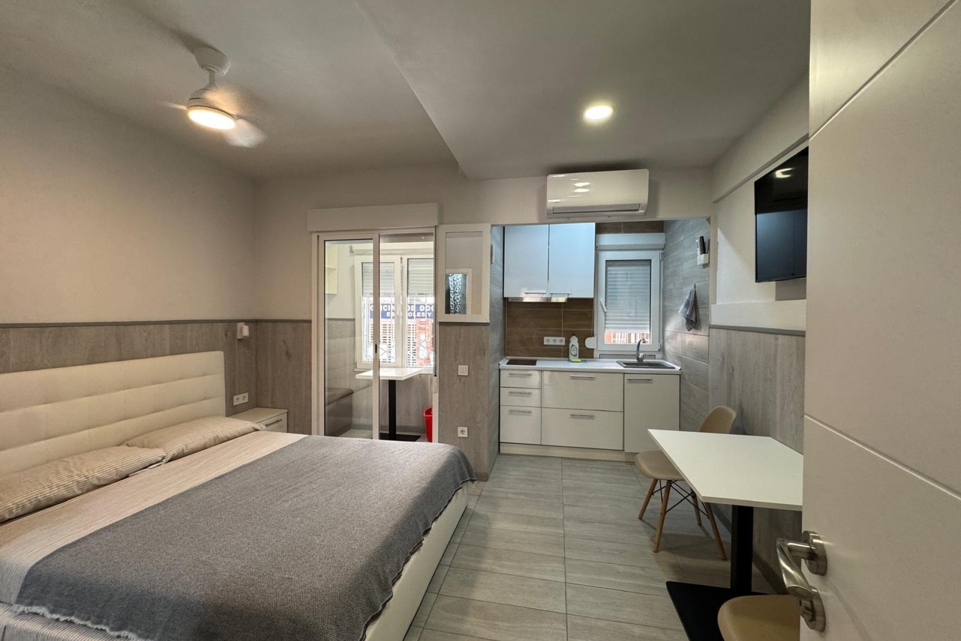 Herverkoop - Appartement / Flat -
Torrevieja - Playa del Cura