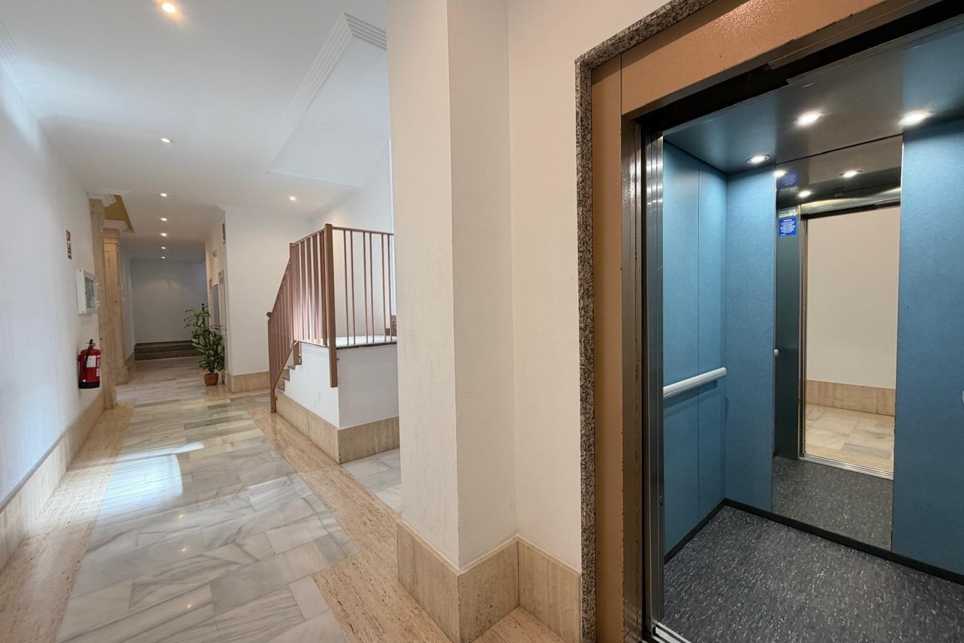 Herverkoop - Appartement / Flat -
Torrevieja - Playa del Cura