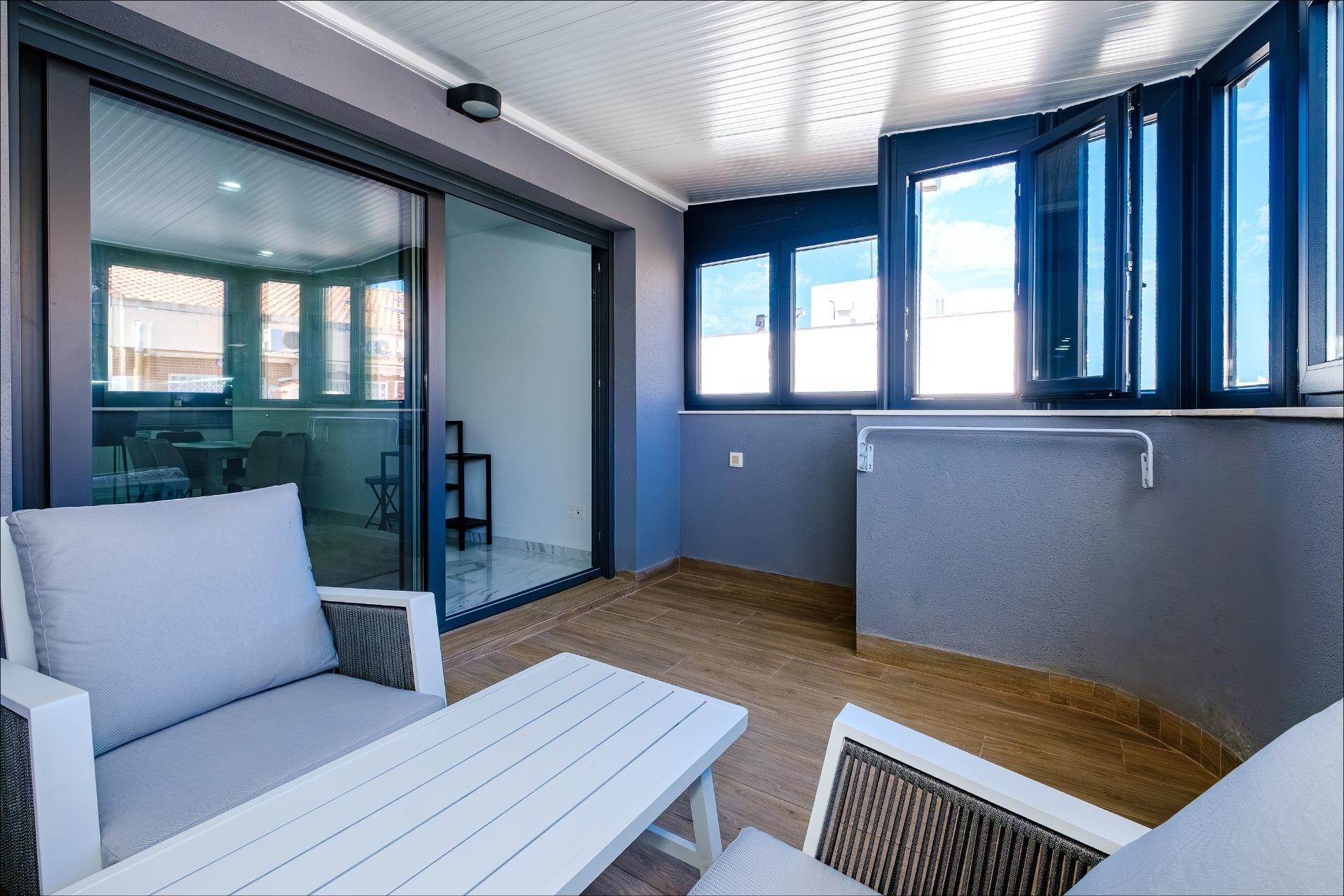 Herverkoop - Appartement / Flat -
Torrevieja - Playa del Cura