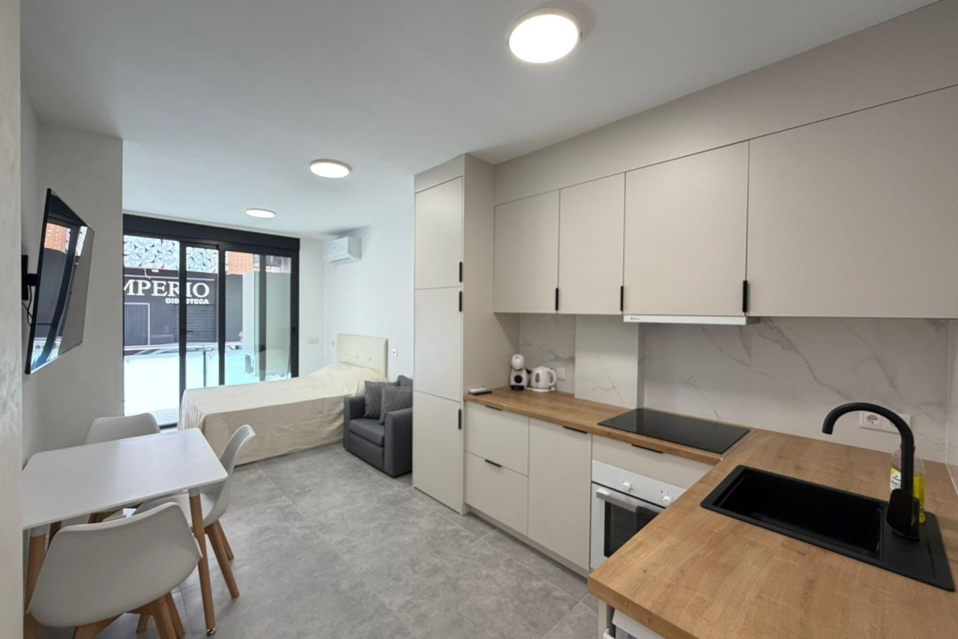 Herverkoop - Appartement / Flat -
Torrevieja - Playa del Cura