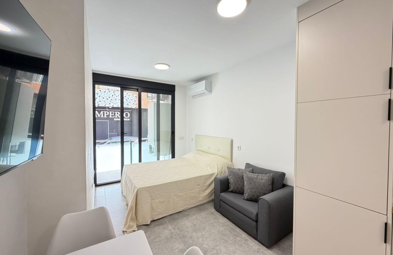 Herverkoop - Appartement / Flat -
Torrevieja - Playa del Cura