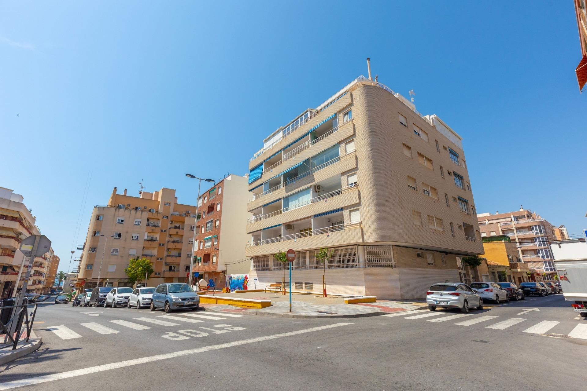 Herverkoop - Appartement / Flat -
Torrevieja - Playa del Cura
