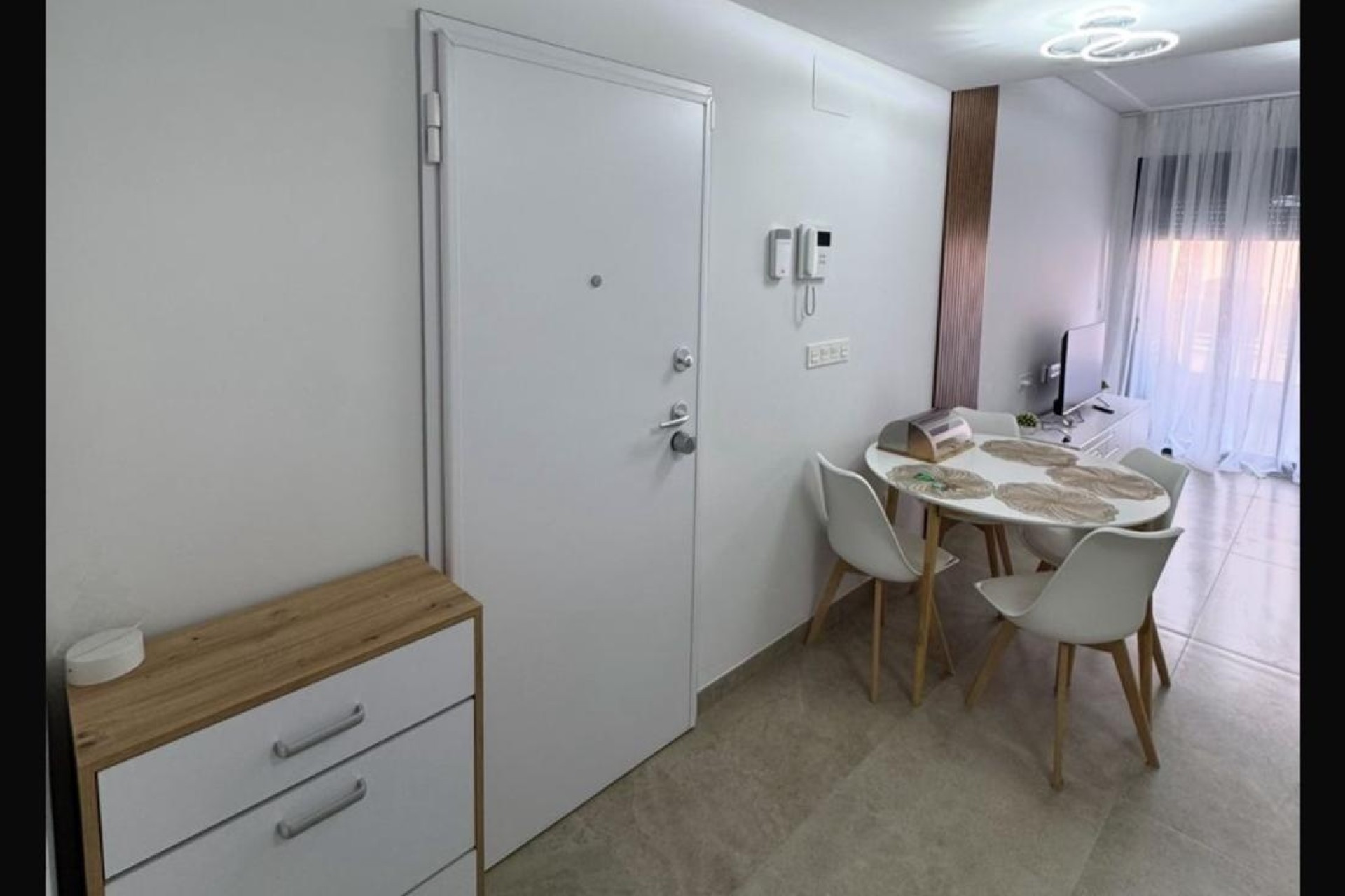 Herverkoop - Appartement / Flat -
Torrevieja - Playa del Cura