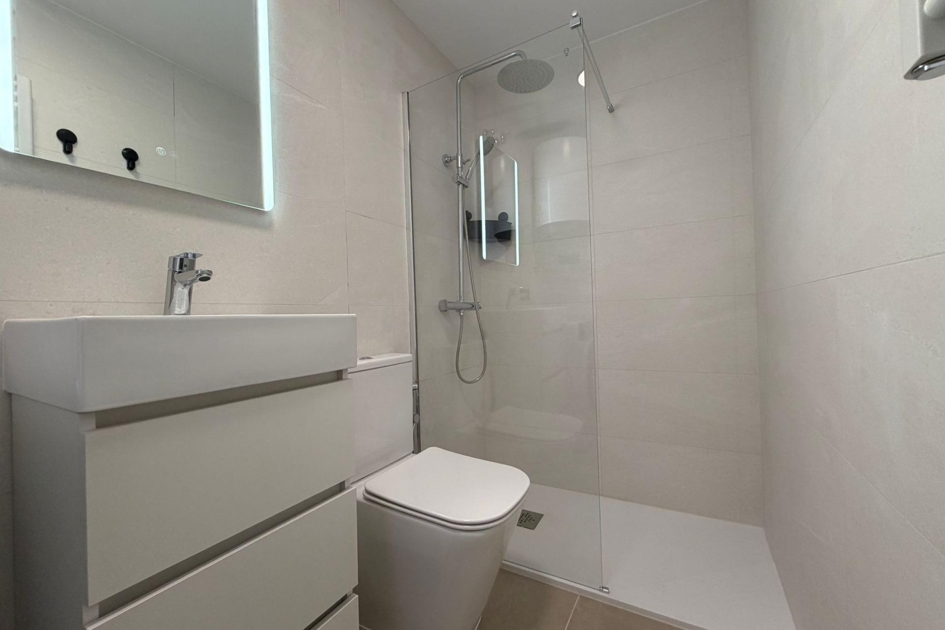 Herverkoop - Appartement / Flat -
Torrevieja - Playa del Cura
