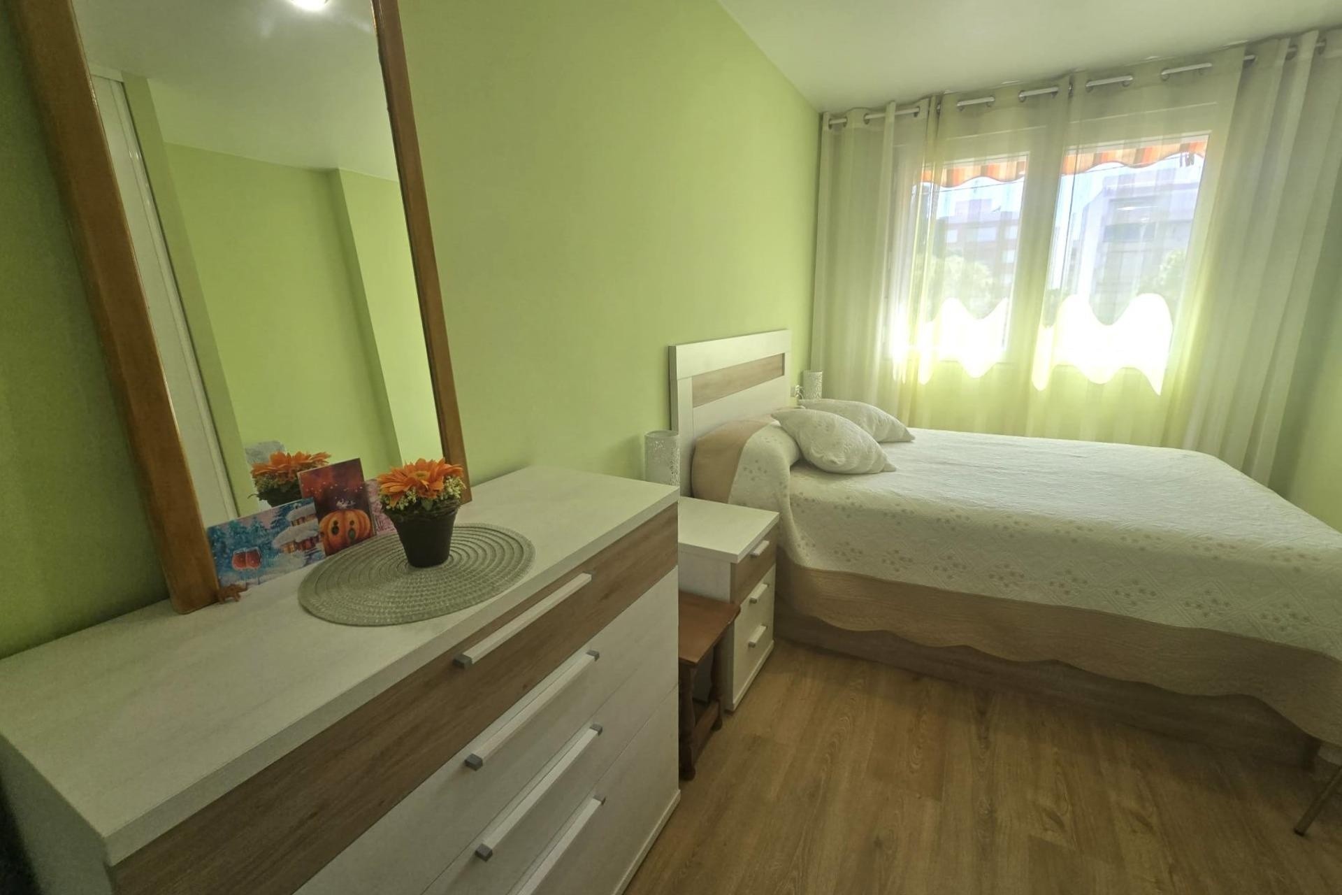 Herverkoop - Appartement / Flat -
Torrevieja - Playa del Cura