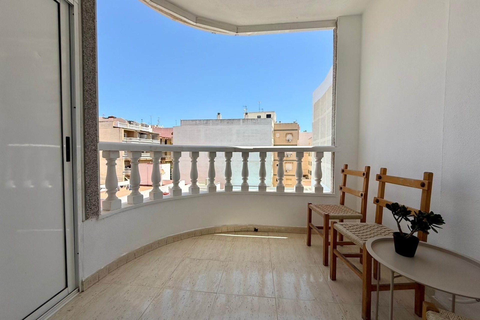 Herverkoop - Appartement / Flat -
Torrevieja - Playa del Cura