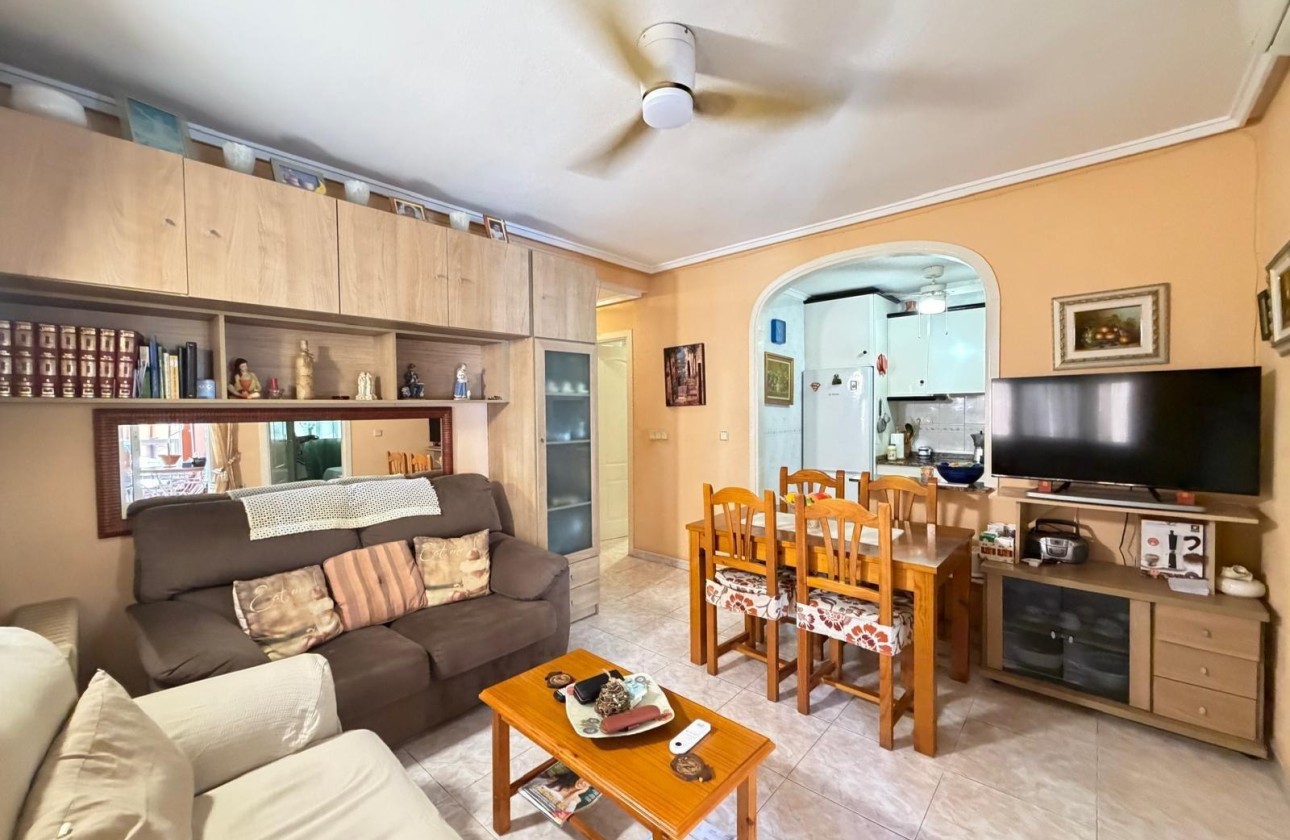 Herverkoop - Appartement / Flat -
Torrevieja - Playa del Cura