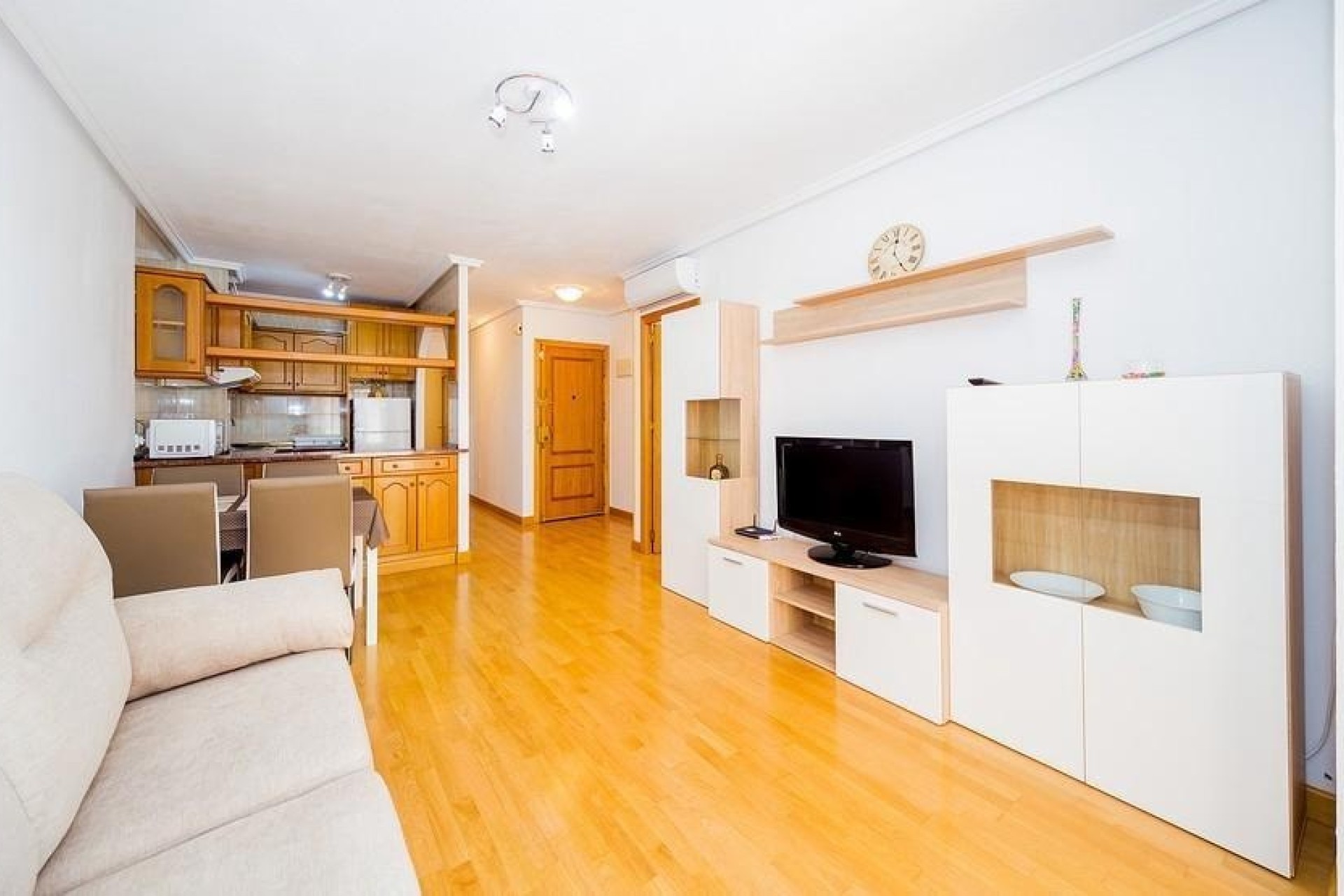 Herverkoop - Appartement / Flat -
Torrevieja - Playa del Cura