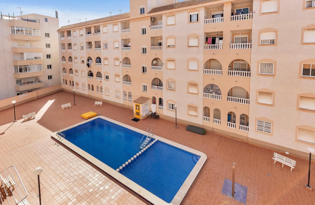 Herverkoop - Appartement / Flat -
Torrevieja - Playa del Cura