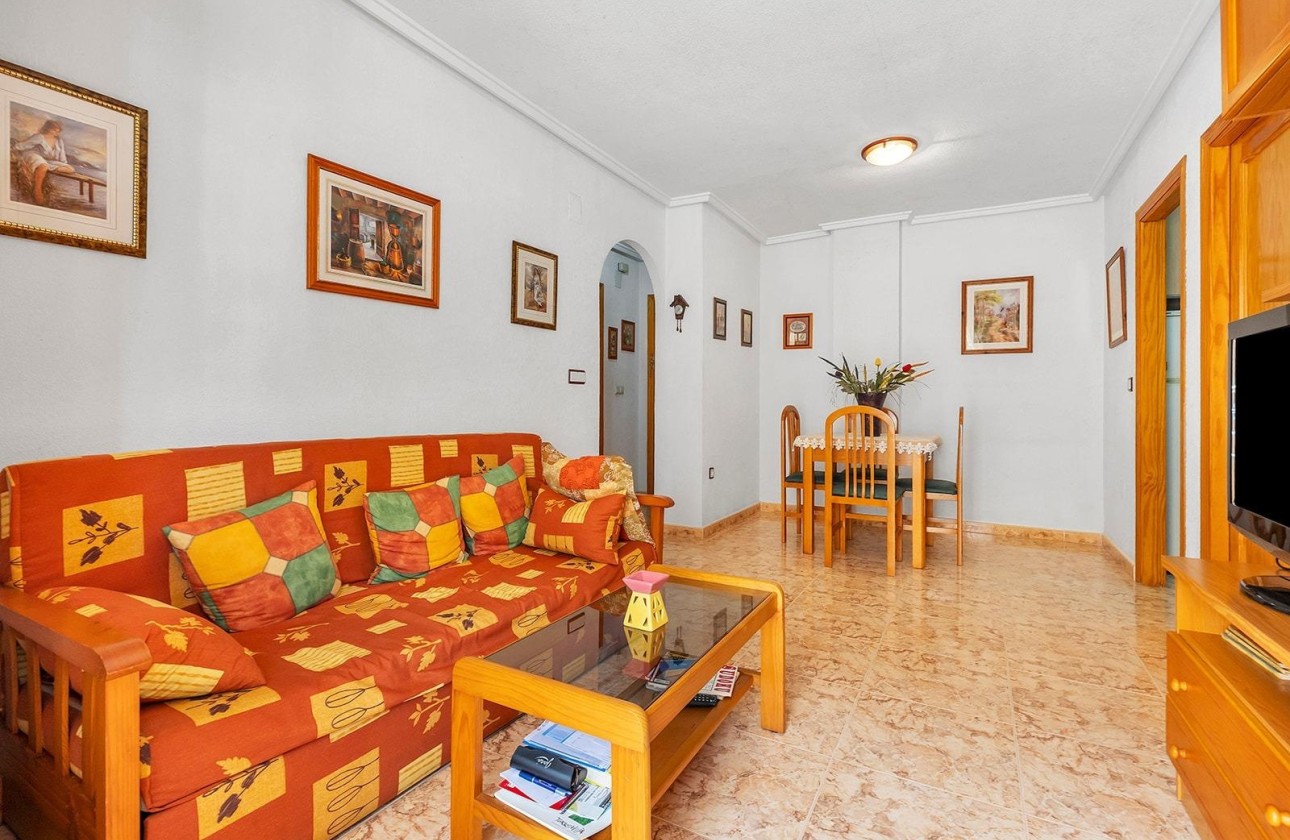 Herverkoop - Appartement / Flat -
Torrevieja - Playa del Cura