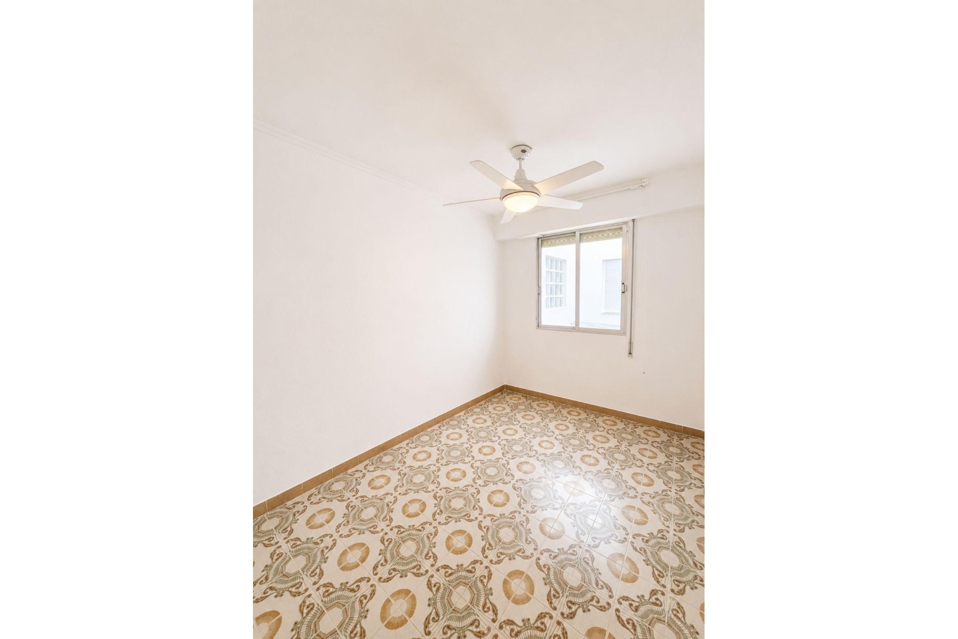 Herverkoop - Appartement / Flat -
Torrevieja - Playa del Cura
