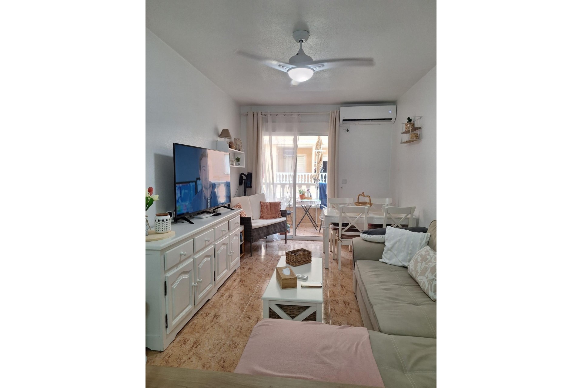 Herverkoop - Appartement / Flat -
Torrevieja - Playa del Cura