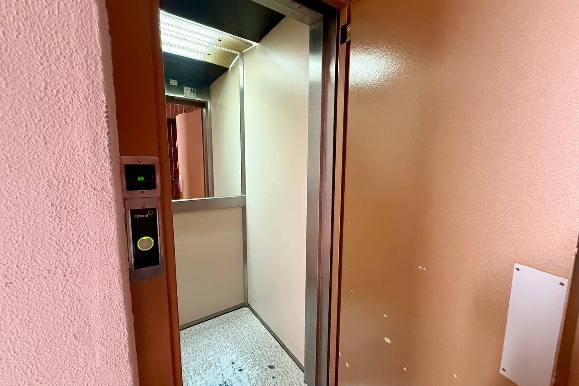Herverkoop - Appartement / Flat -
Torrevieja - Playa del Cura
