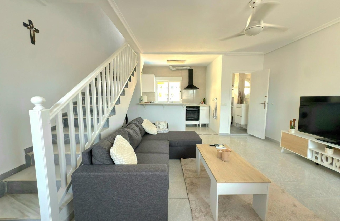 Herverkoop - Appartement / Flat -
Torrevieja - Playa del Cura