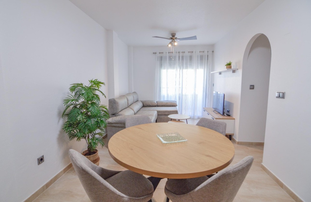 Herverkoop - Appartement / Flat -
Torrevieja - Playa del Cura