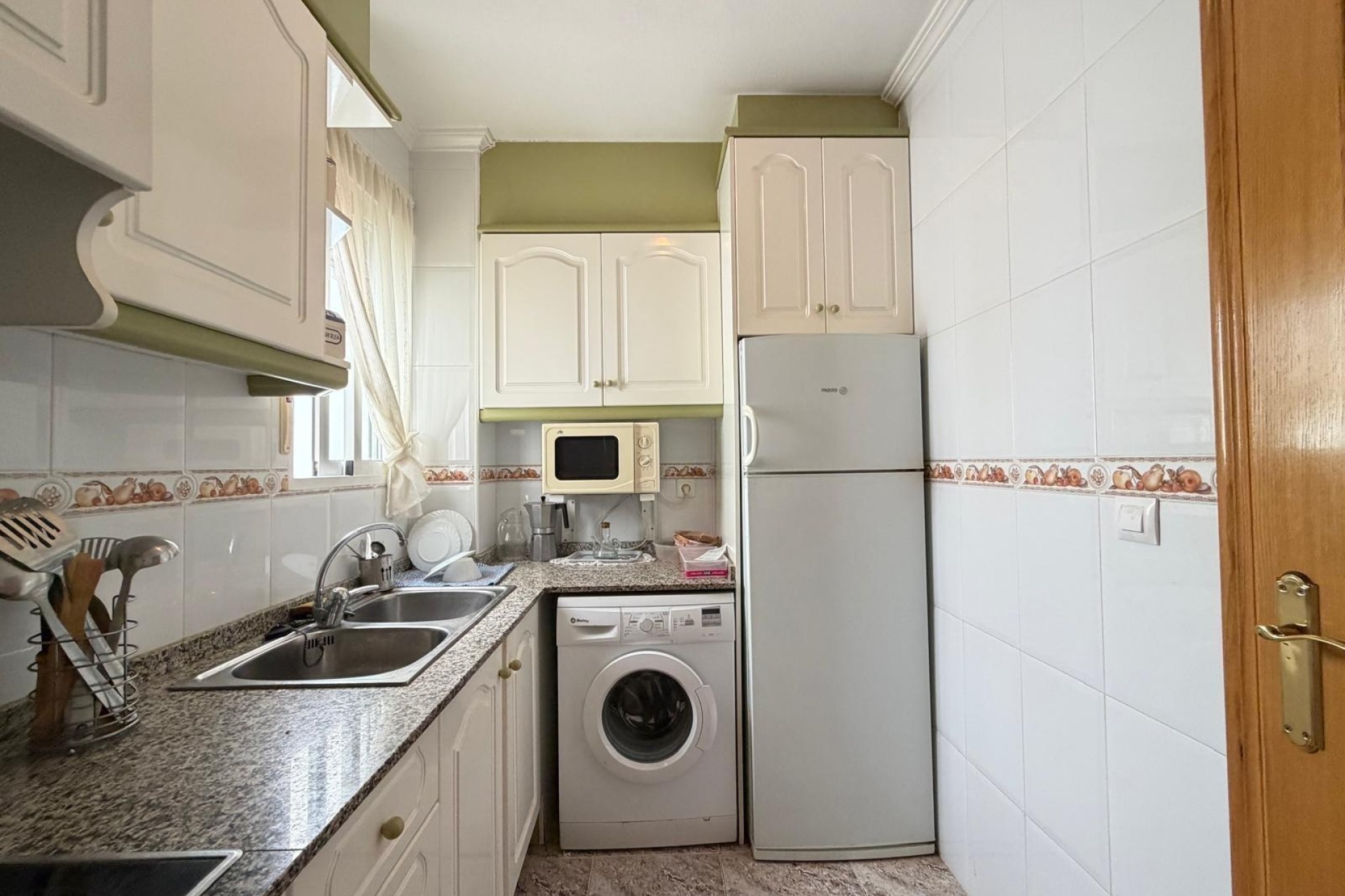 Herverkoop - Appartement / Flat -
Torrevieja - Playa del Cura