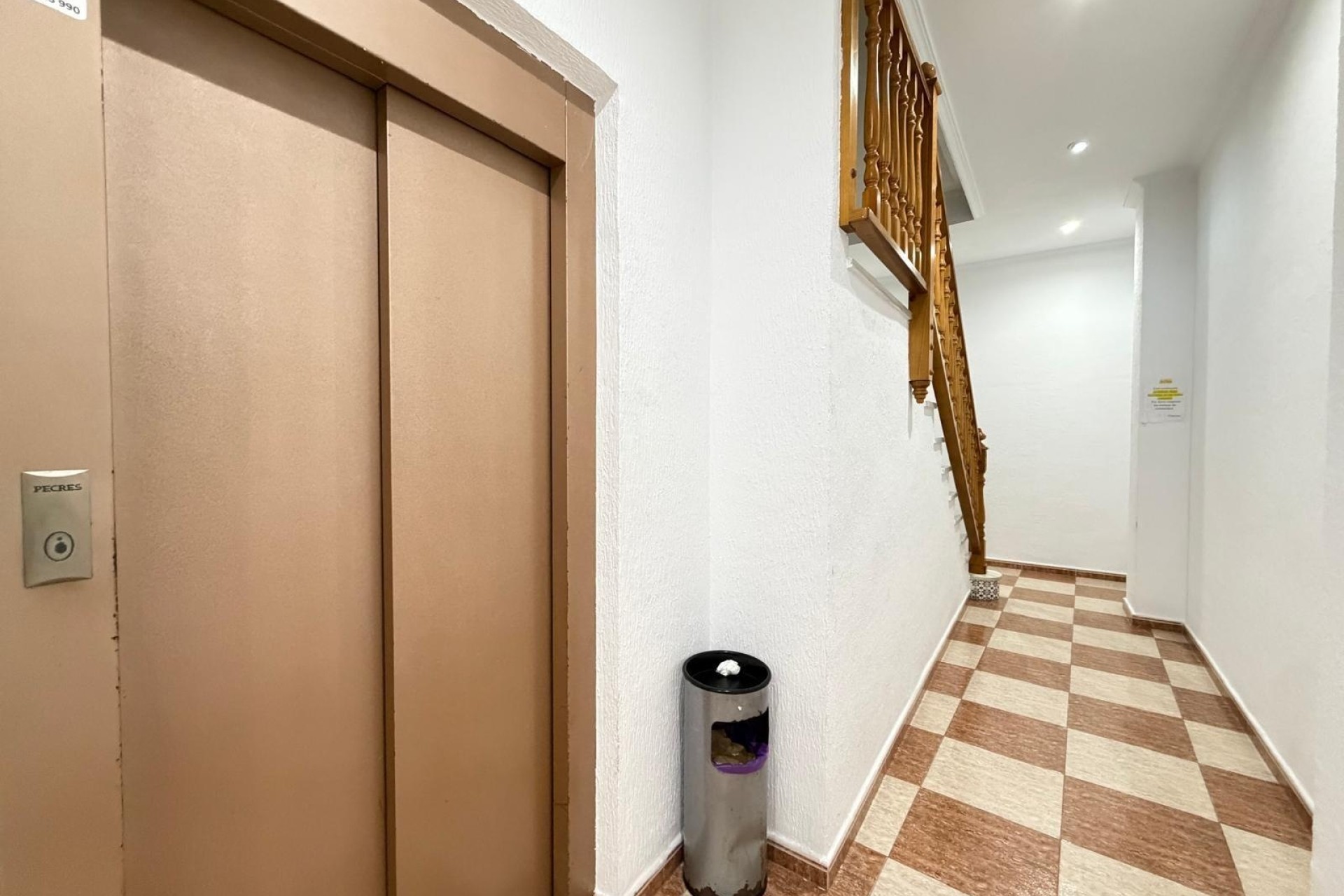 Herverkoop - Appartement / Flat -
Torrevieja - Playa del Cura