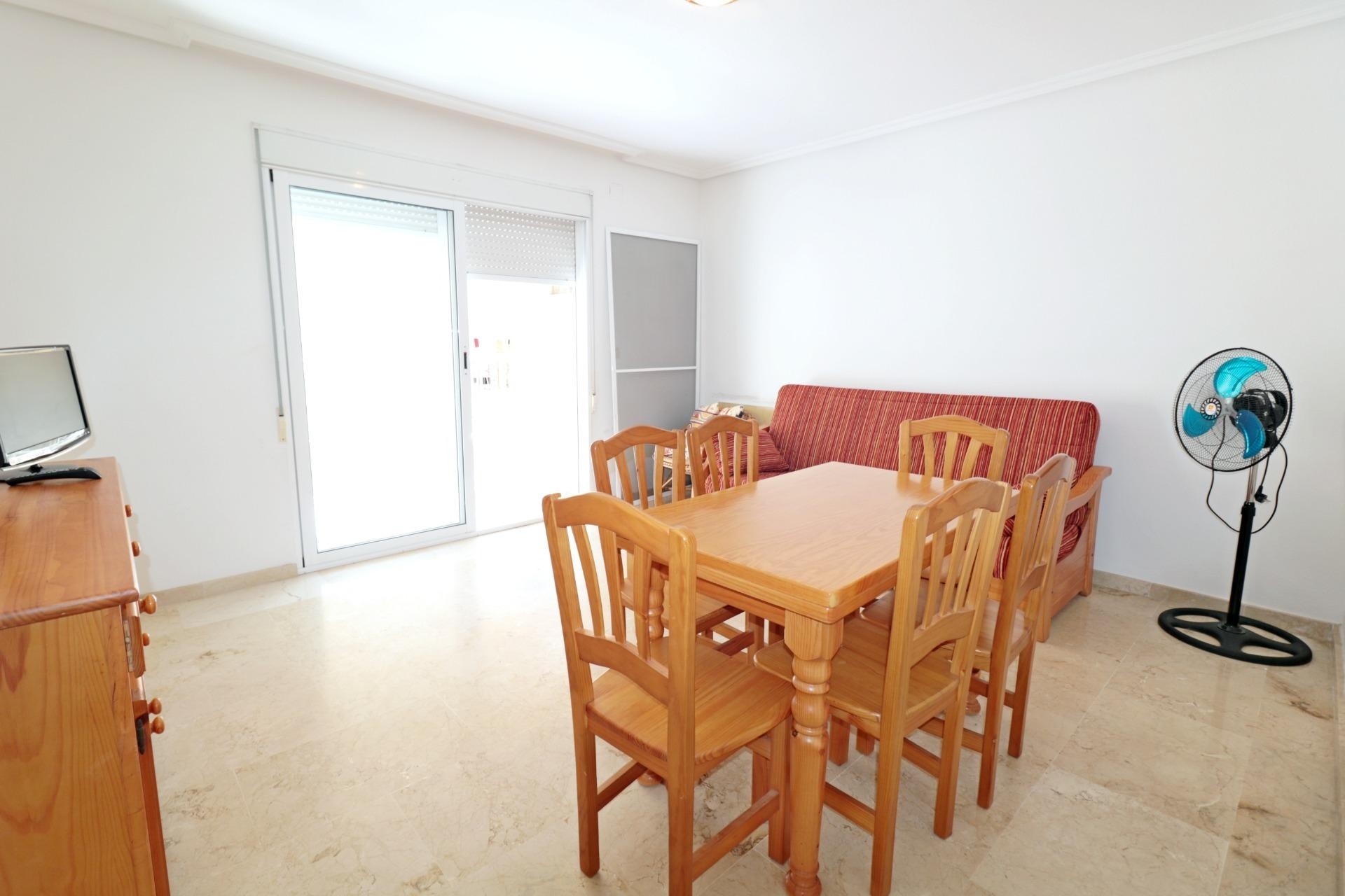 Herverkoop - Appartement / Flat -
Torrevieja - Playa del Cura
