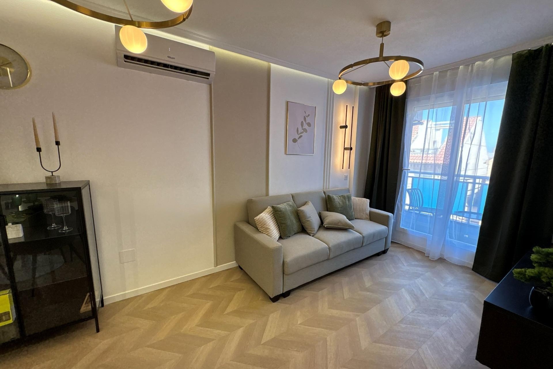 Herverkoop - Appartement / Flat -
Torrevieja - Playa del Cura