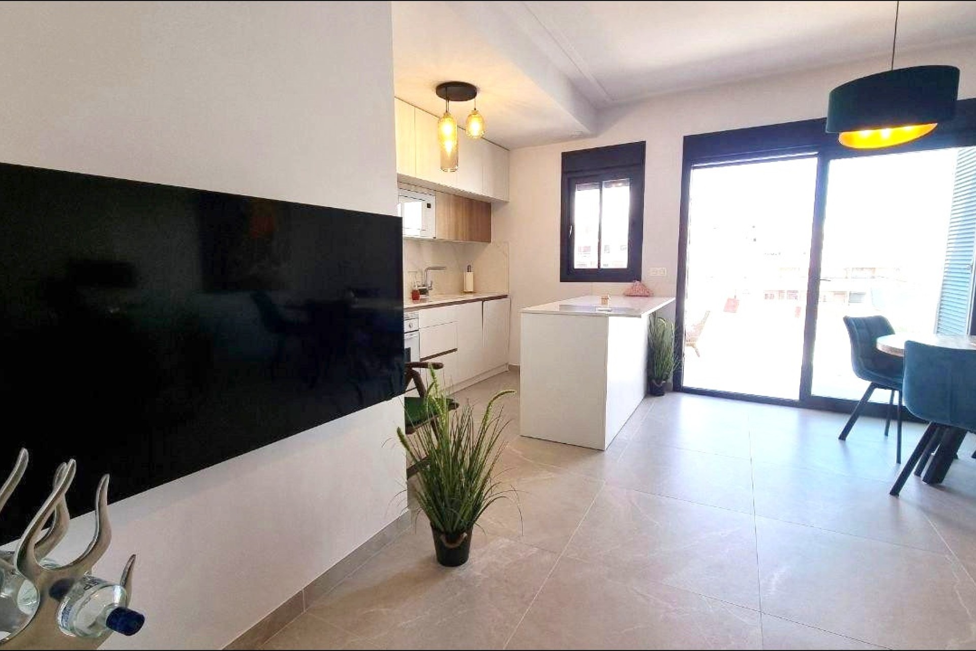 Herverkoop - Appartement / Flat -
Torrevieja - Playa del Cura