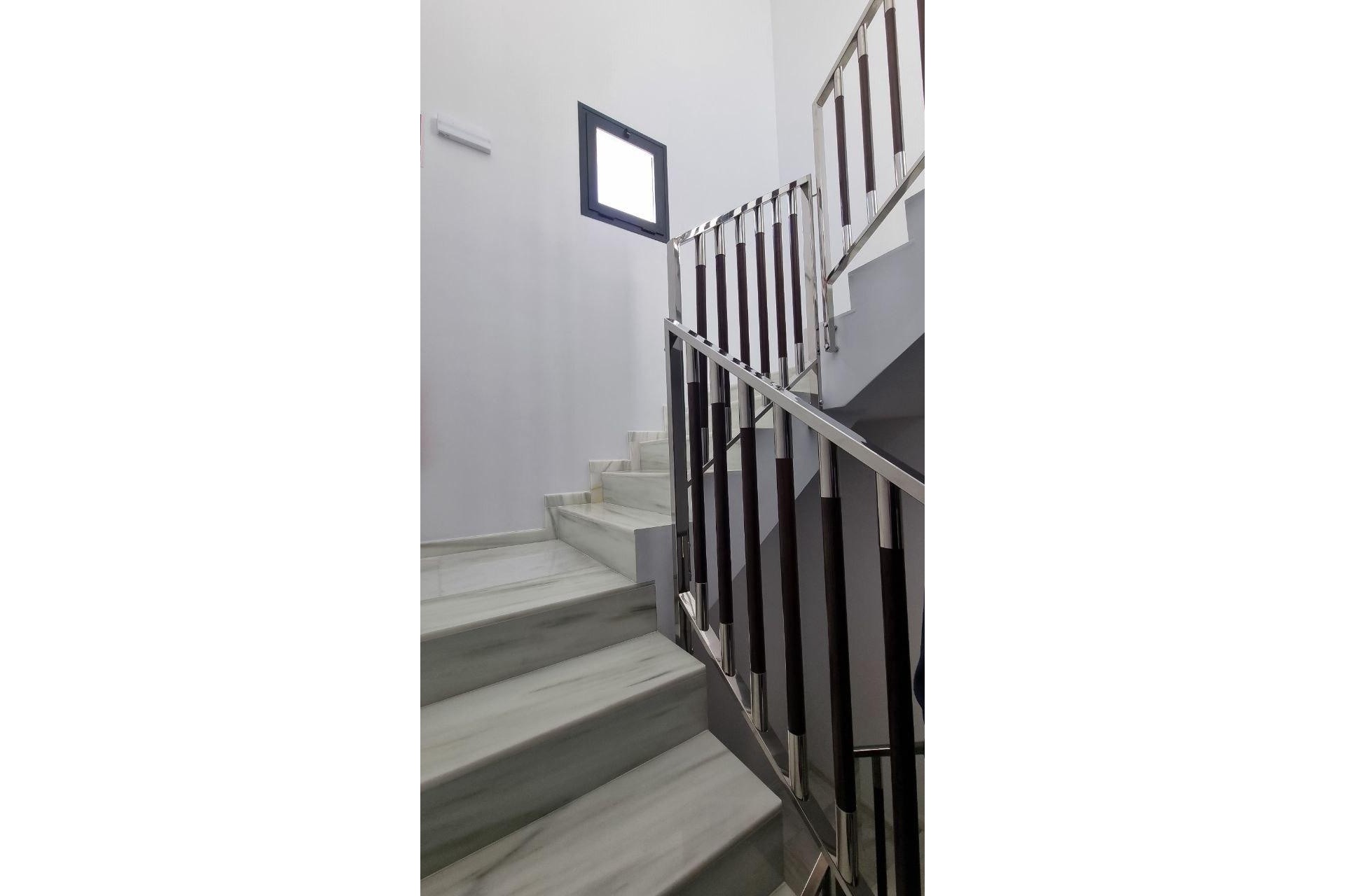 Herverkoop - Appartement / Flat -
Torrevieja - Playa del Cura