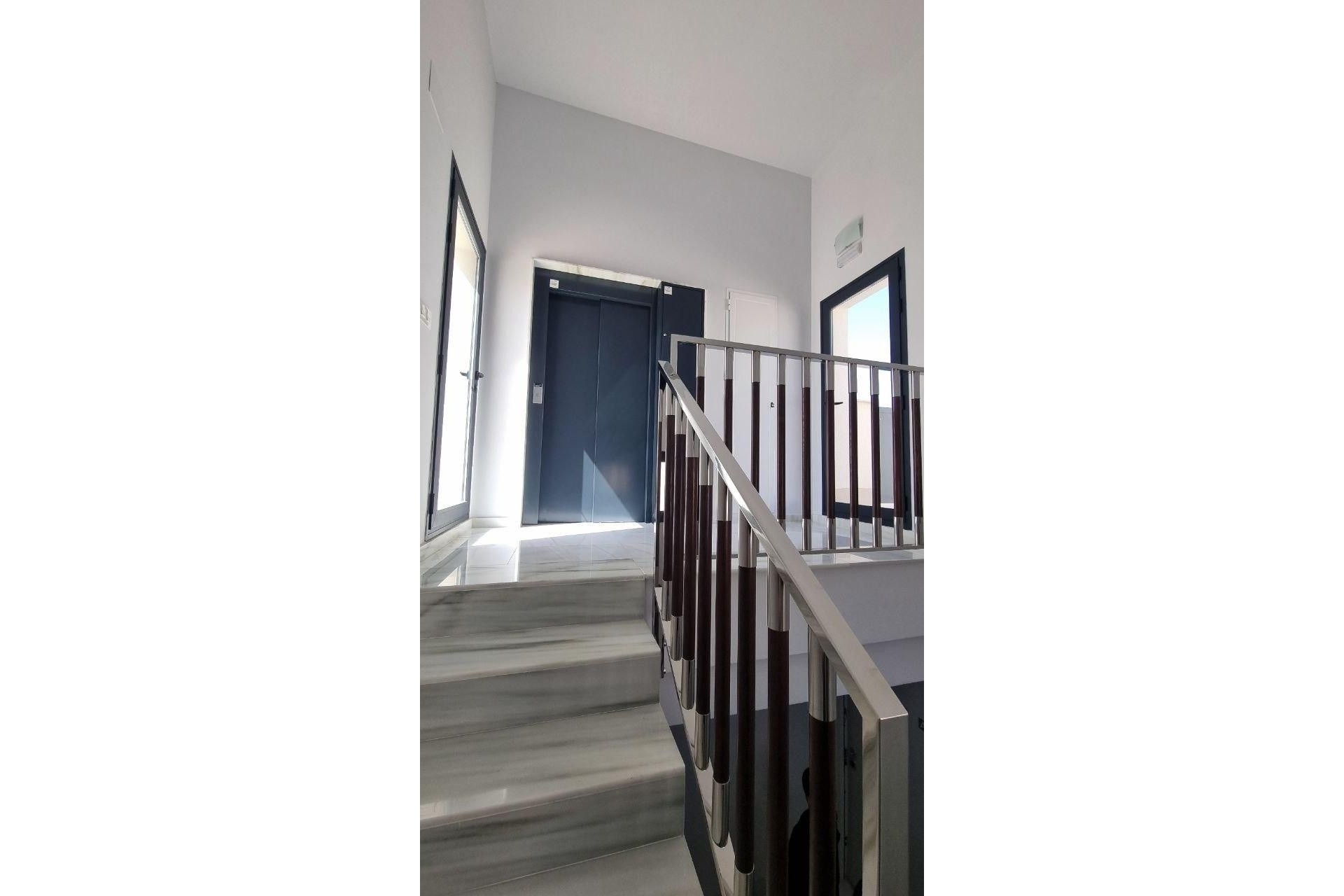 Herverkoop - Appartement / Flat -
Torrevieja - Playa del Cura