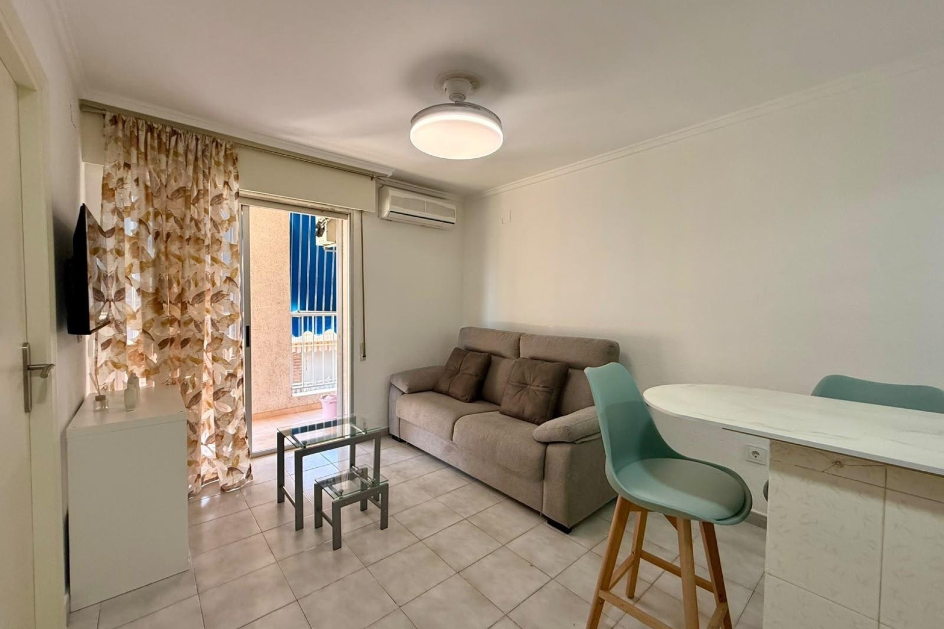 Herverkoop - Appartement / Flat -
Torrevieja - Playa del Cura