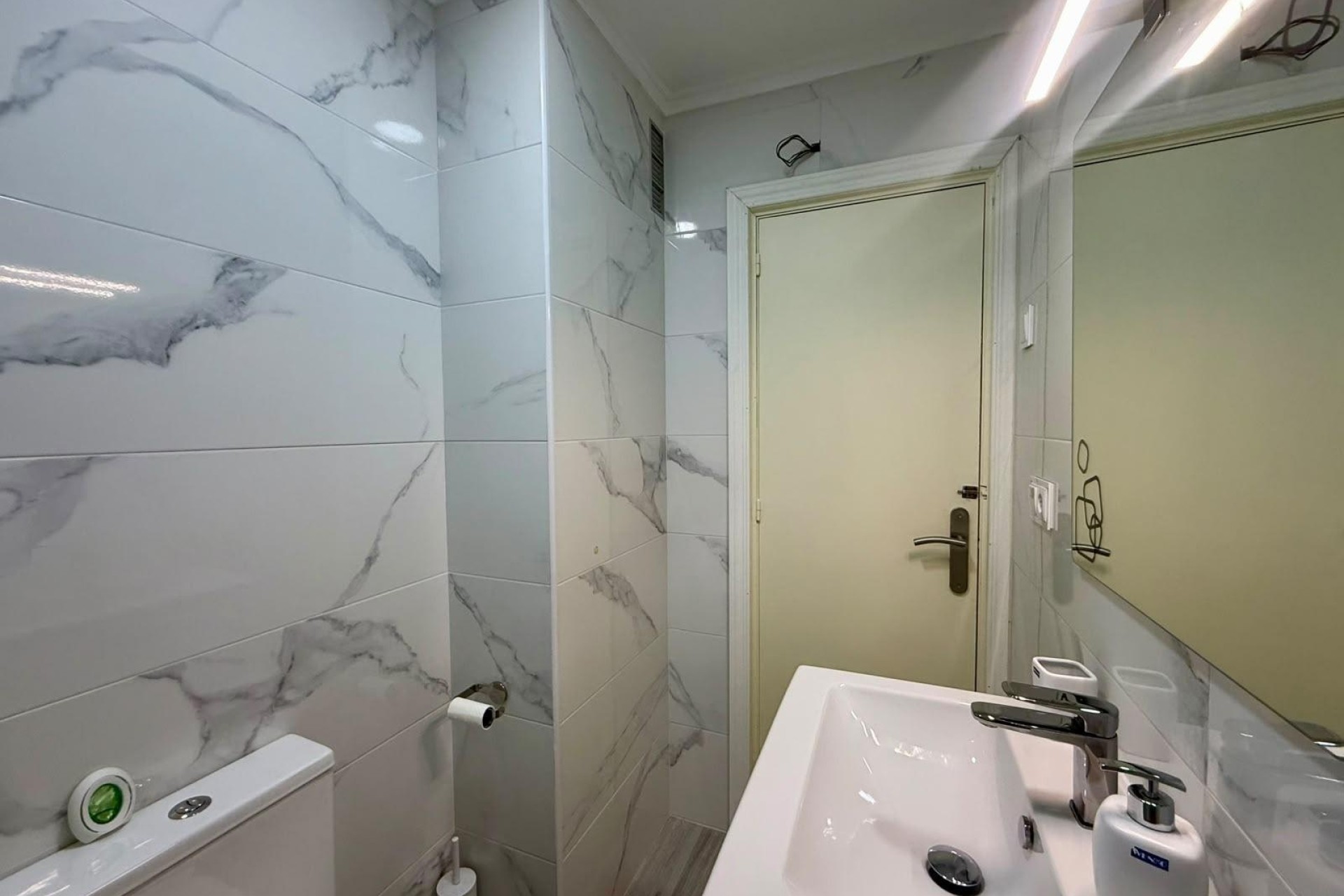 Herverkoop - Appartement / Flat -
Torrevieja - Playa del Cura