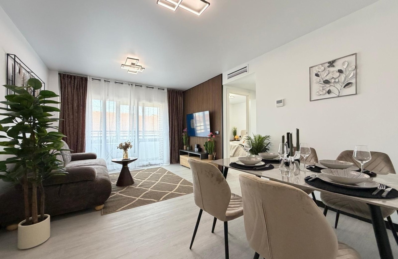 Herverkoop - Appartement / Flat -
Torrevieja - Playa del Cura