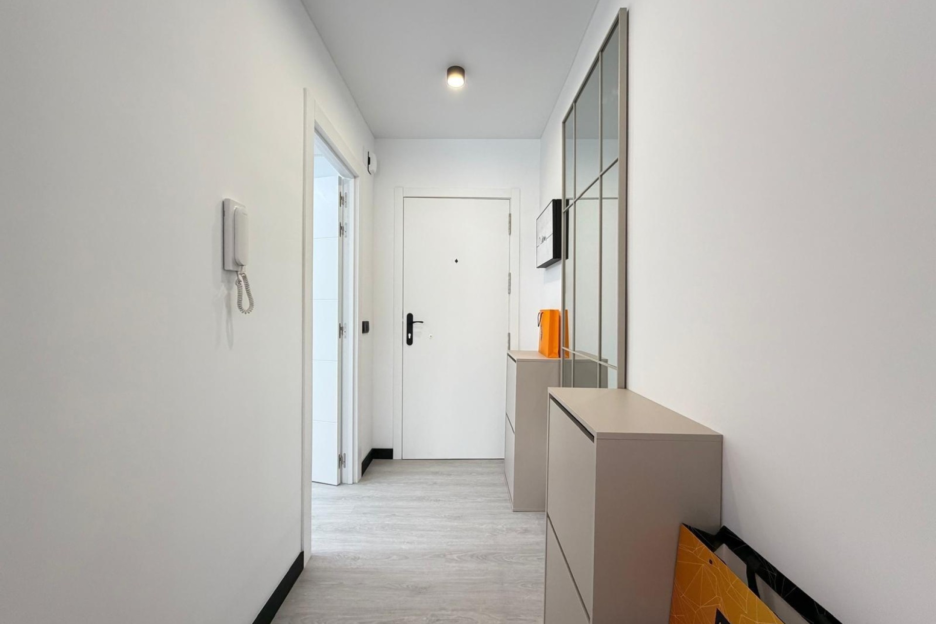 Herverkoop - Appartement / Flat -
Torrevieja - Playa del Cura