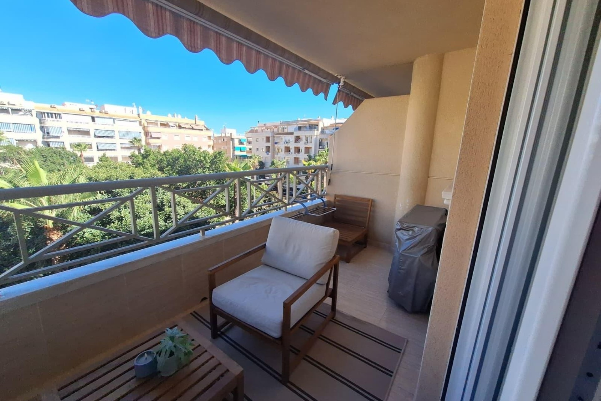 Herverkoop - Appartement / Flat -
Torrevieja - Playa del Cura
