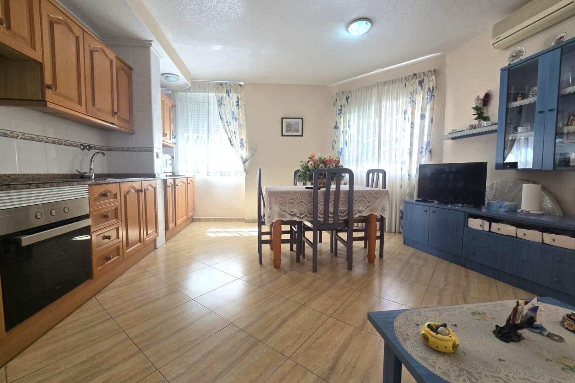 Herverkoop - Appartement / Flat -
Torrevieja - Playa del Cura