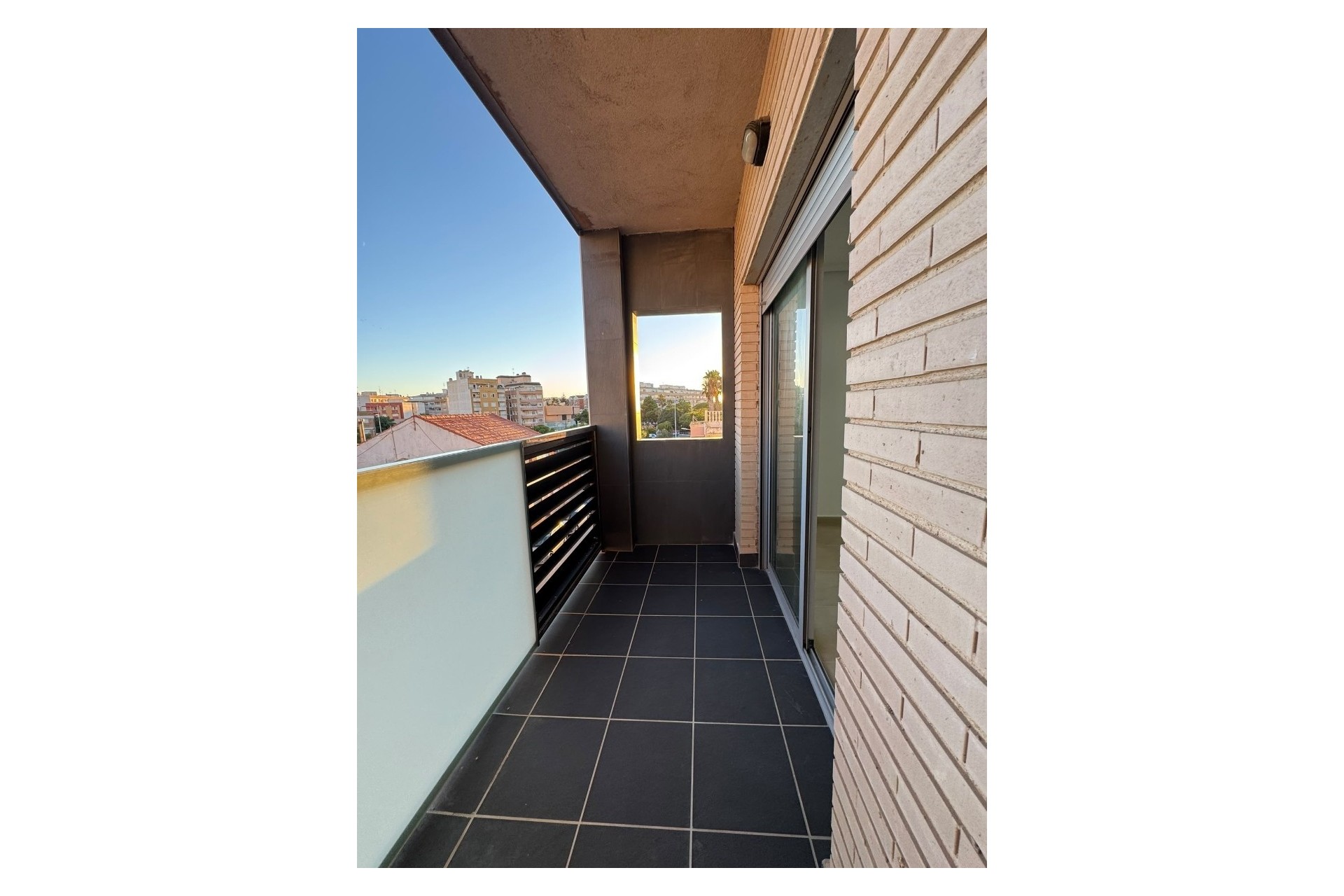 Herverkoop - Appartement / Flat -
Torrevieja - Puerto Deportivo Marina Salinas