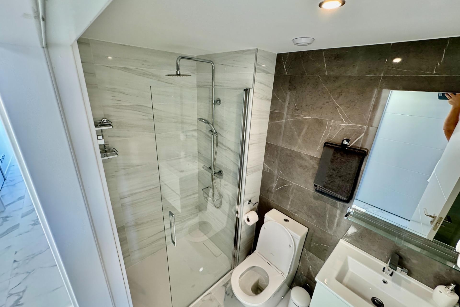 Herverkoop - Appartement / Flat -
Torrevieja - Punta Prima