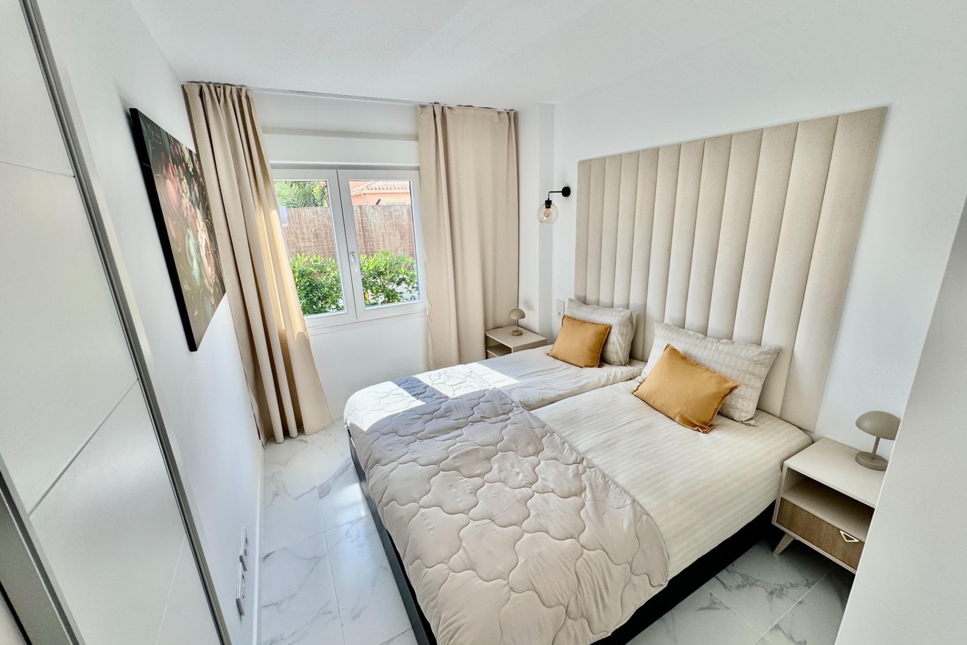 Herverkoop - Appartement / Flat -
Torrevieja - Punta Prima