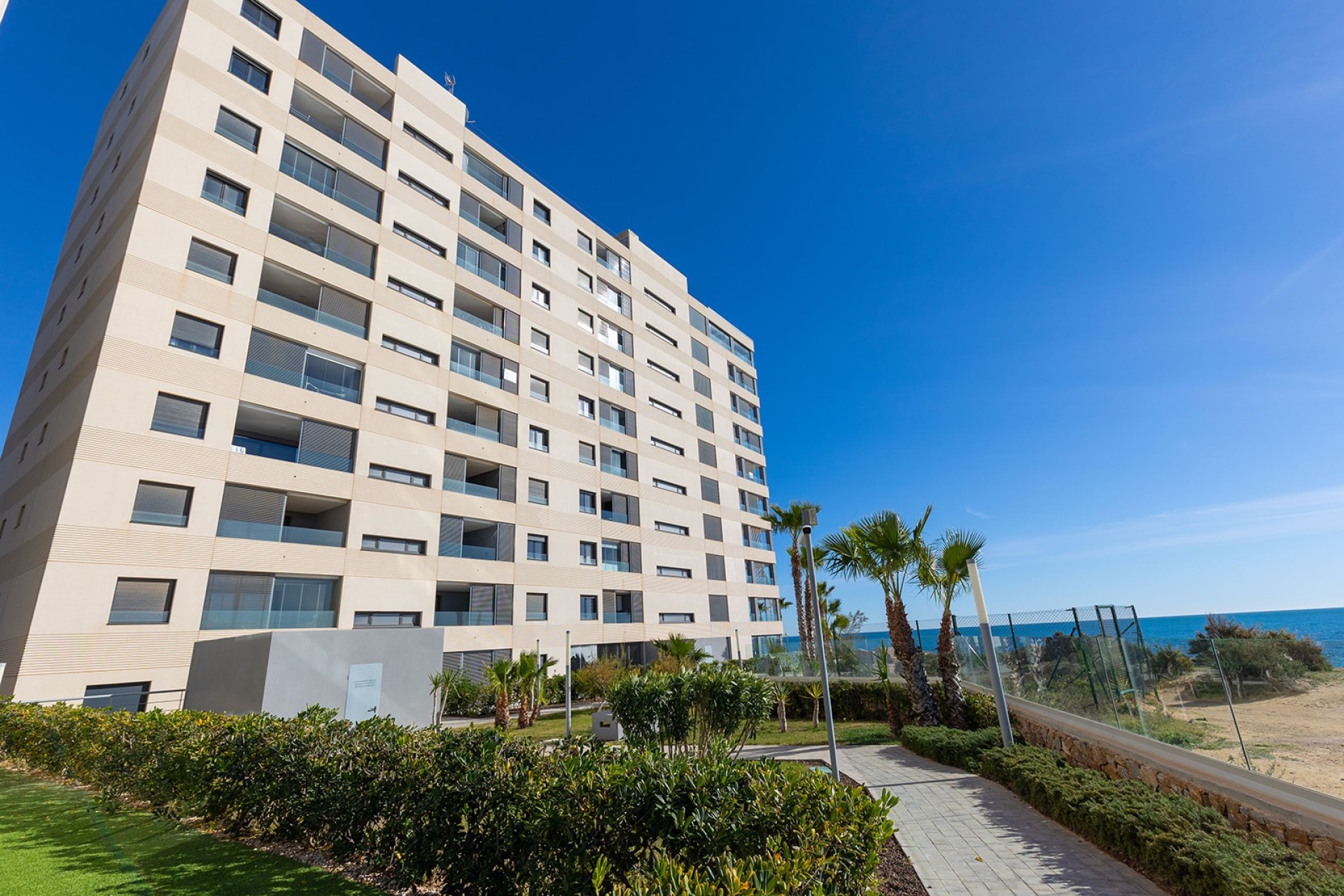 Herverkoop - Appartement / Flat -
Torrevieja - Punta Prima