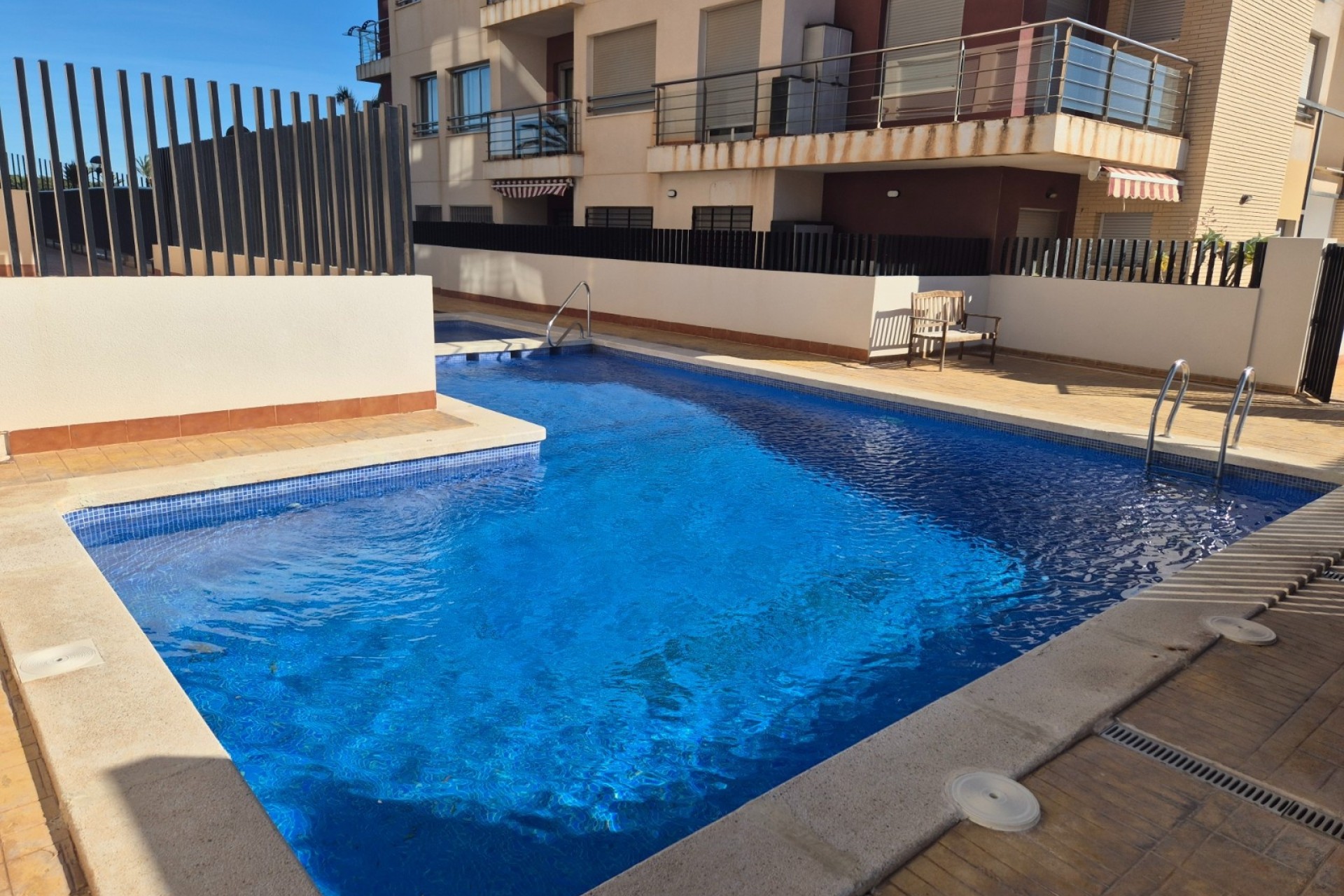 Herverkoop - Appartement / Flat -
Torrevieja - Punta Prima
