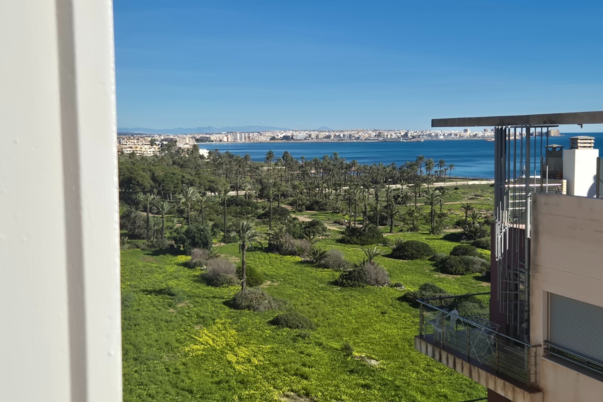 Herverkoop - Appartement / Flat -
Torrevieja - Punta Prima