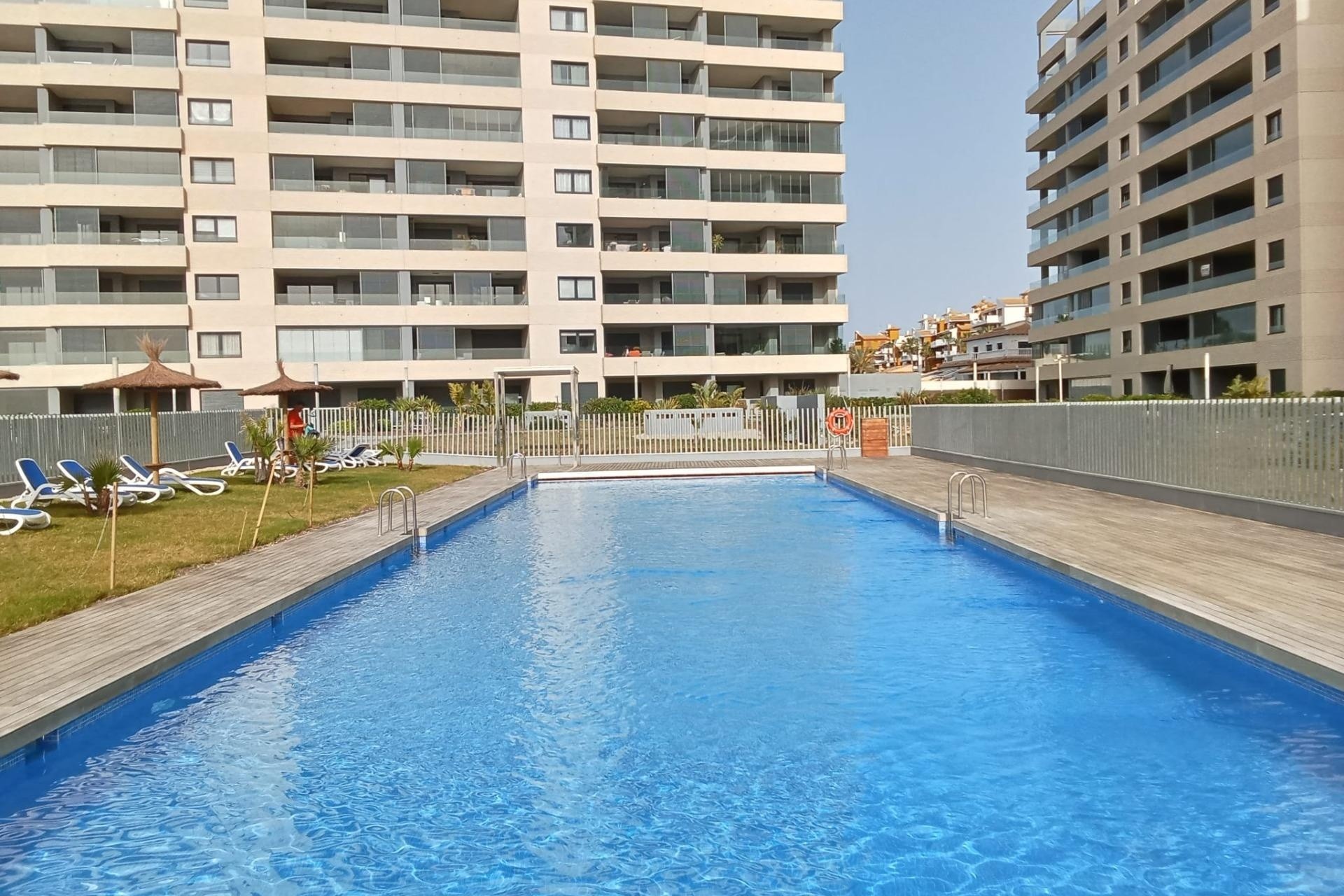 Herverkoop - Appartement / Flat -
Torrevieja - Punta Prima