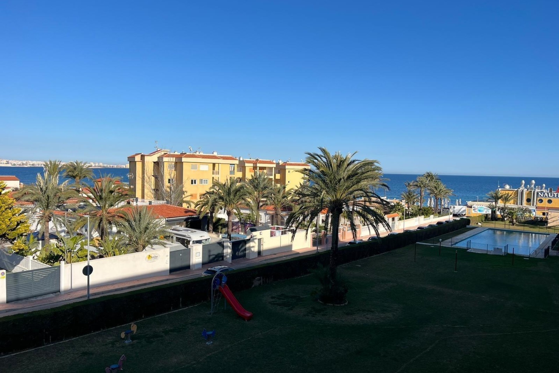 Herverkoop - Appartement / Flat -
Torrevieja - Punta Prima