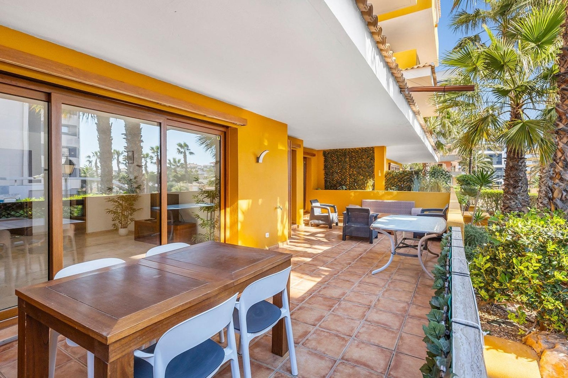 Herverkoop - Appartement / Flat -
Torrevieja - Punta Prima