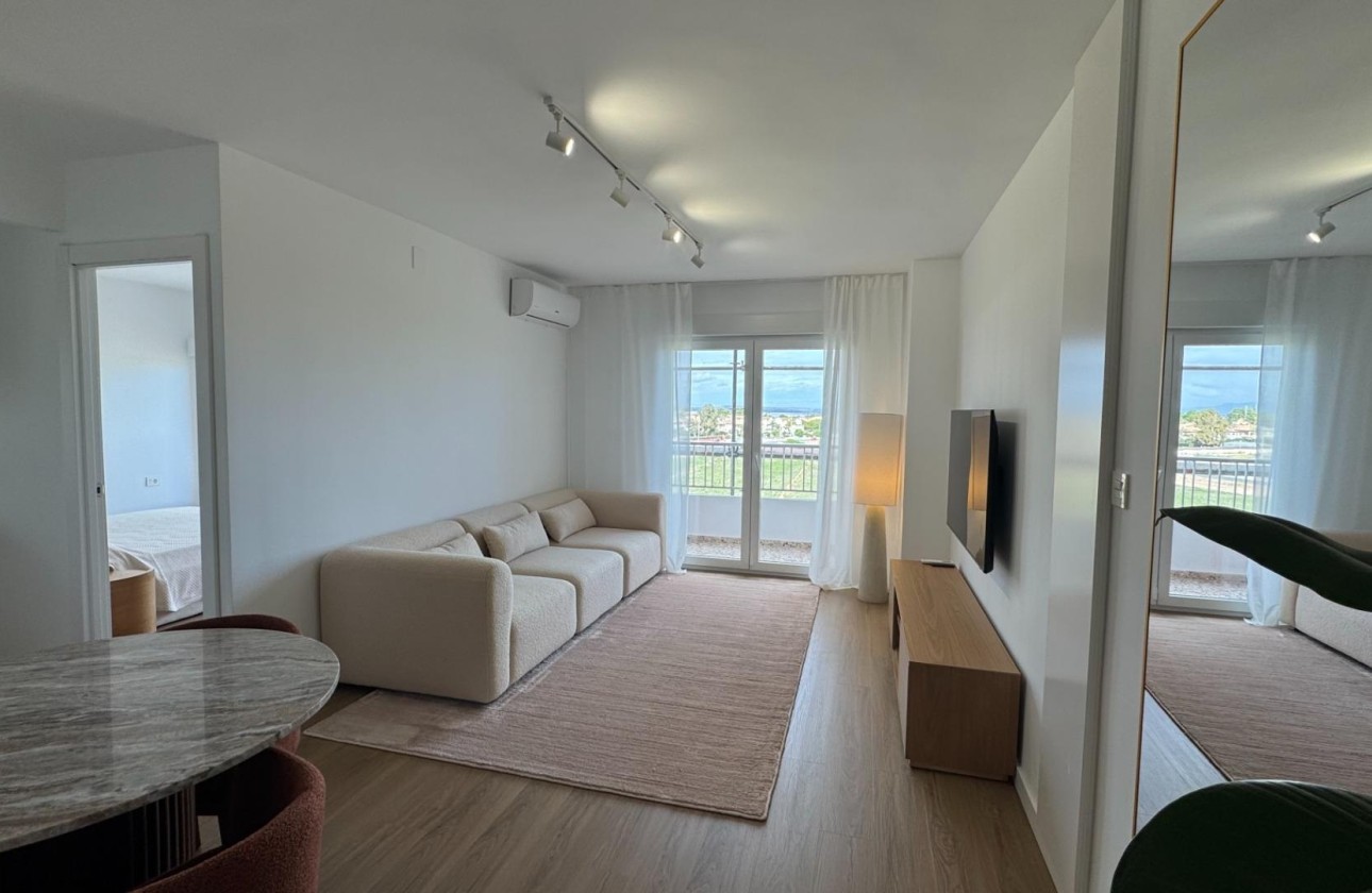 Herverkoop - Appartement / Flat -
Torrevieja - Punta Prima
