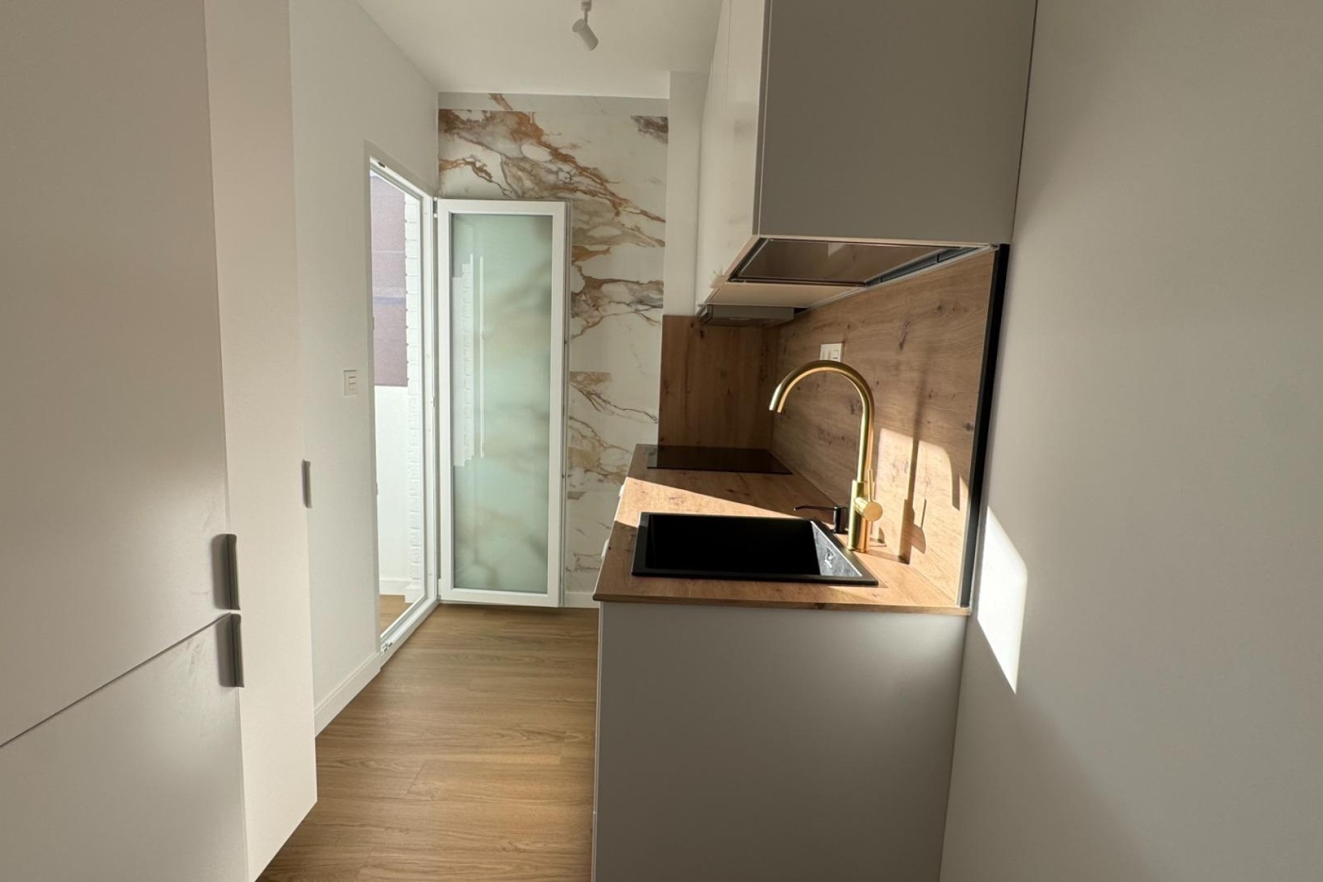 Herverkoop - Appartement / Flat -
Torrevieja - Punta Prima