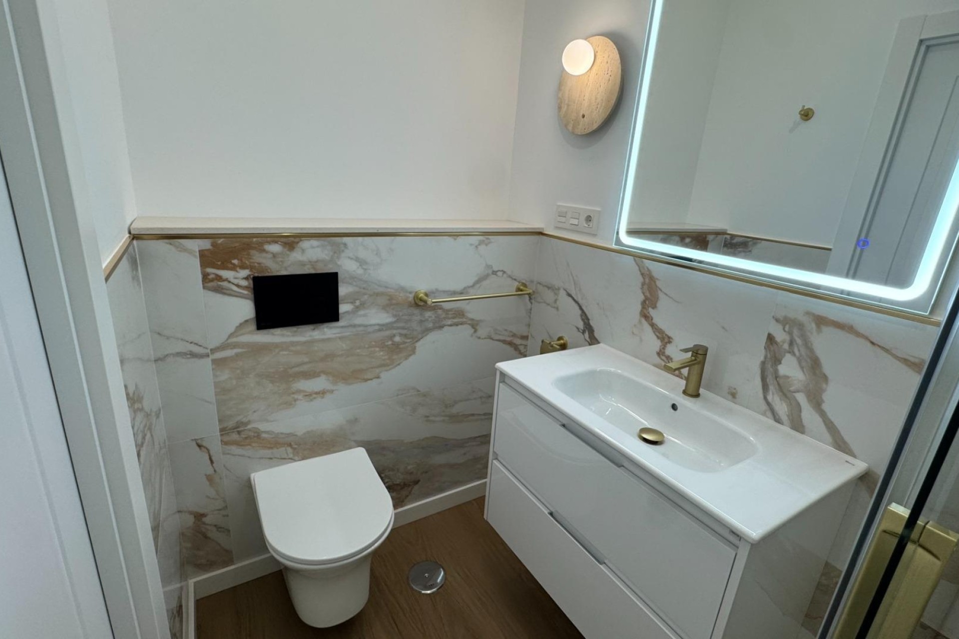 Herverkoop - Appartement / Flat -
Torrevieja - Punta Prima