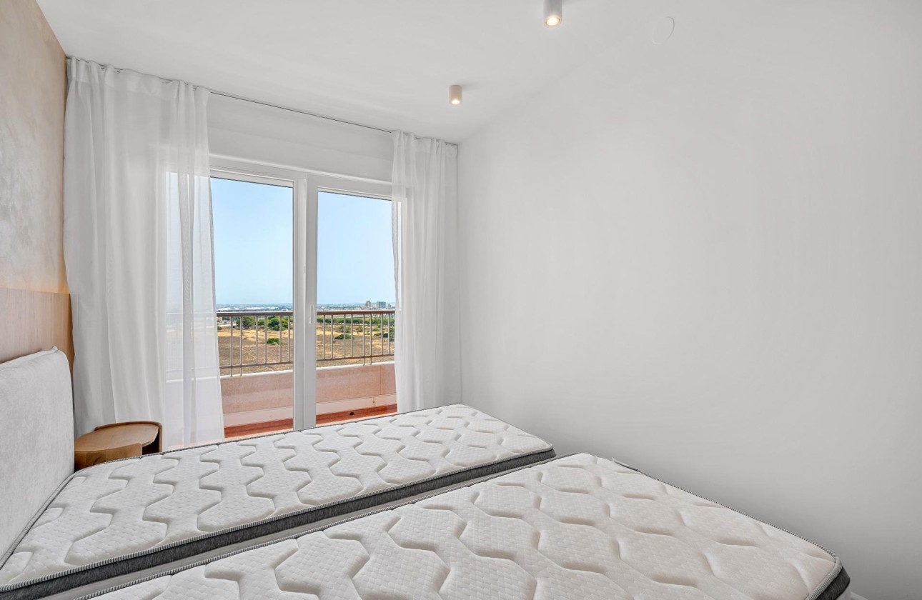 Herverkoop - Appartement / Flat -
Torrevieja - Punta Prima