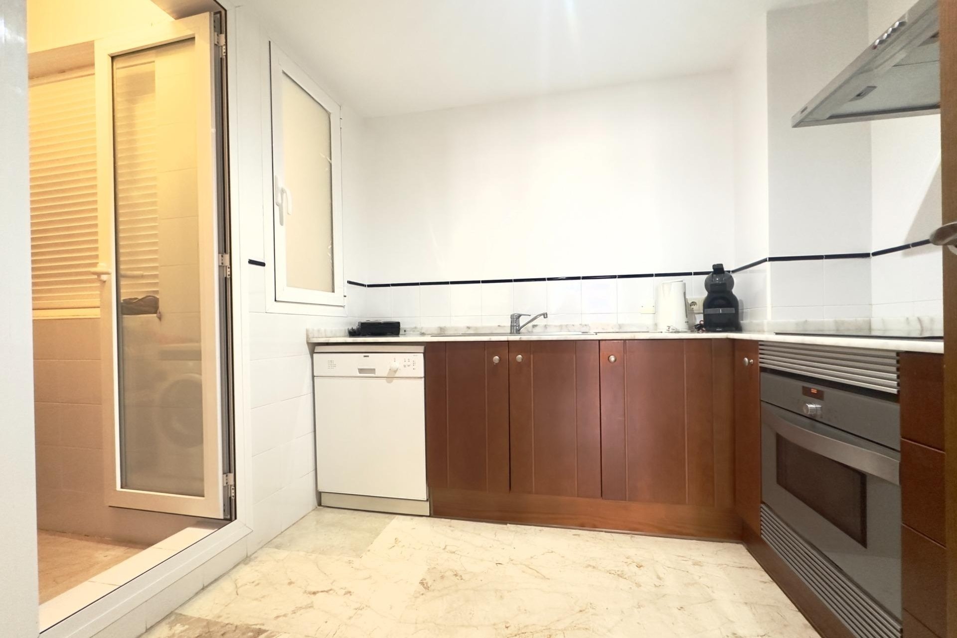 Herverkoop - Appartement / Flat -
Torrevieja - Punta Prima