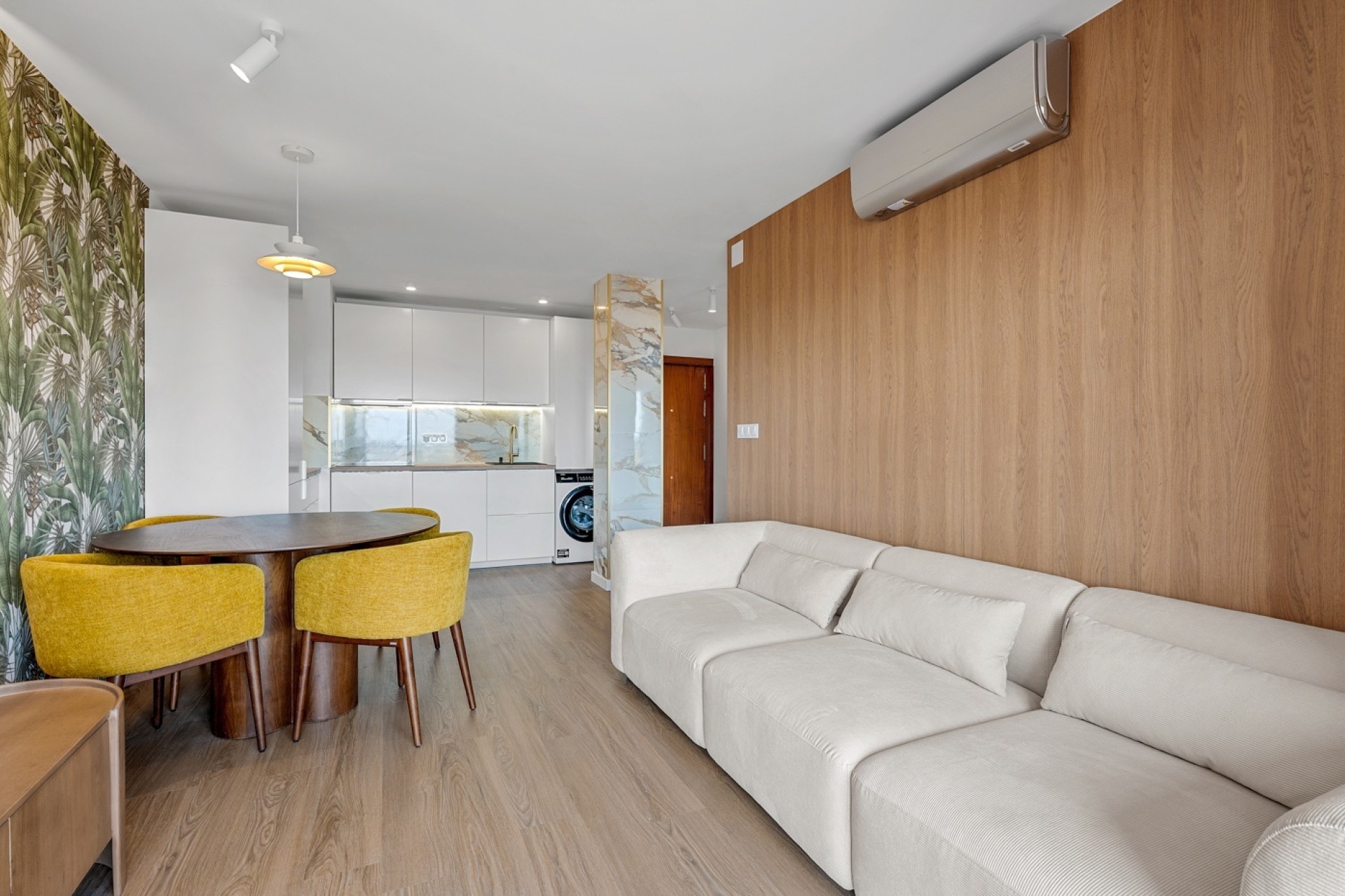 Herverkoop - Appartement / Flat -
Torrevieja - Punta Prima