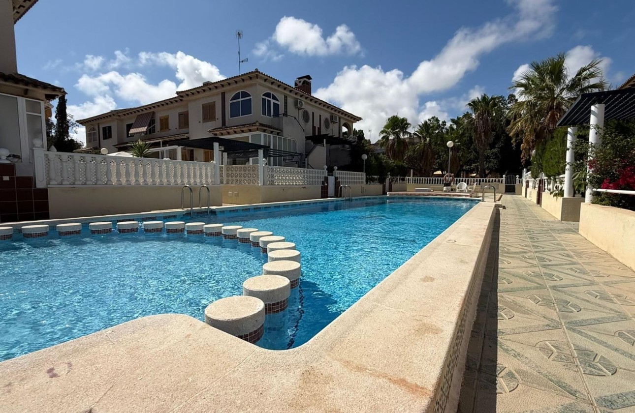 Herverkoop - Appartement / Flat -
Torrevieja - Punta Prima