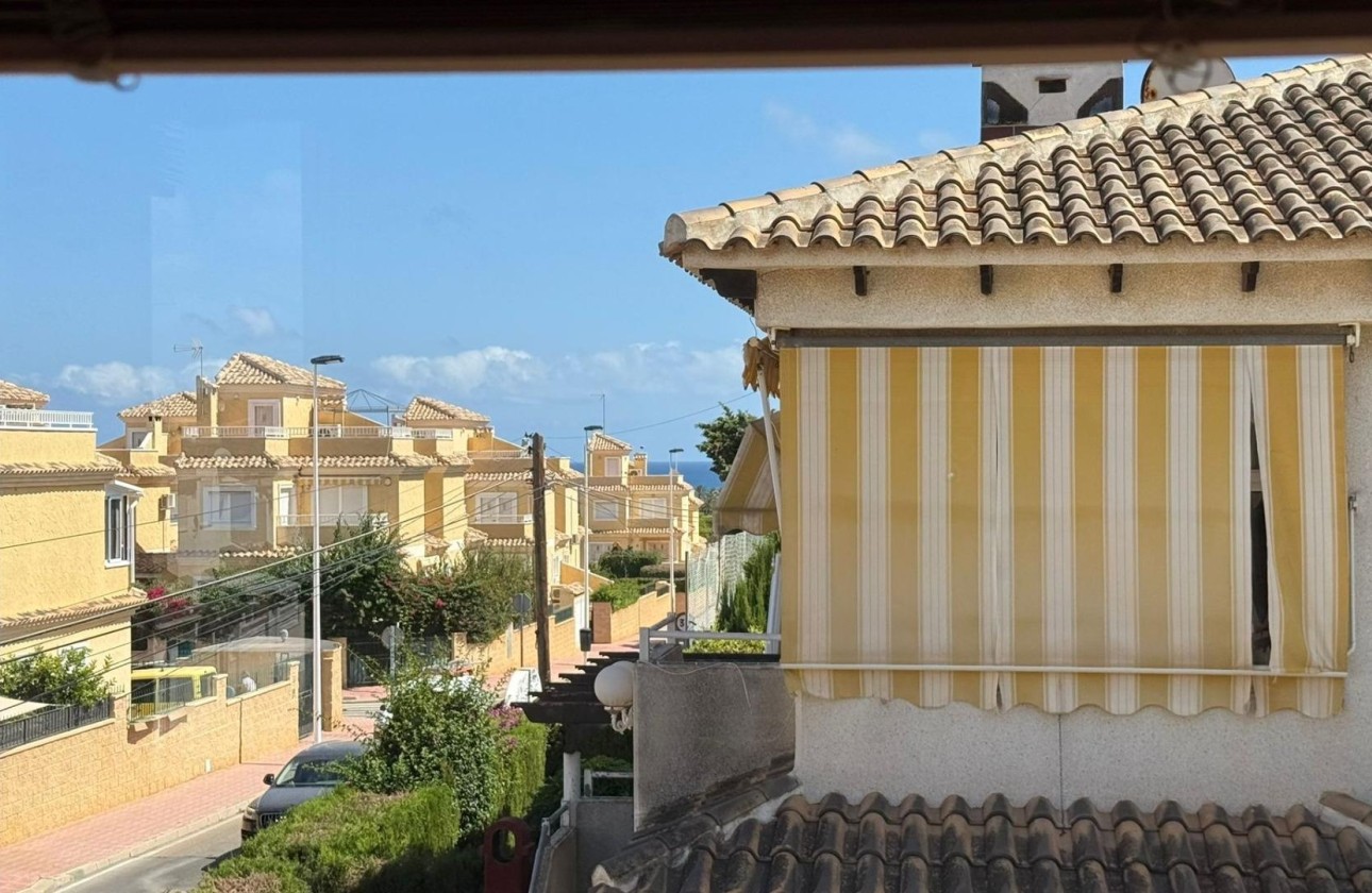 Herverkoop - Appartement / Flat -
Torrevieja - Punta Prima
