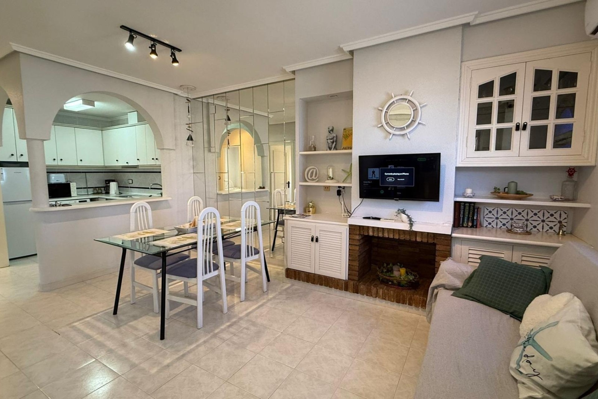 Herverkoop - Appartement / Flat -
Torrevieja - Punta Prima